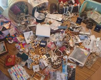 Did I mention there is LOTS of jewelry?I'll have it all priced and pretty for it's new owners!