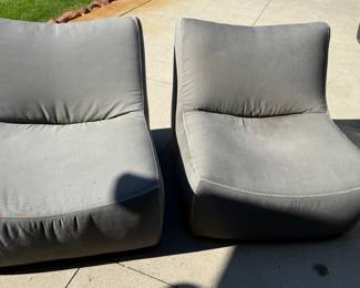 2 room and board outdoor chairs