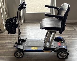 Electric Carry On Fold-Flat Mobility Scooter