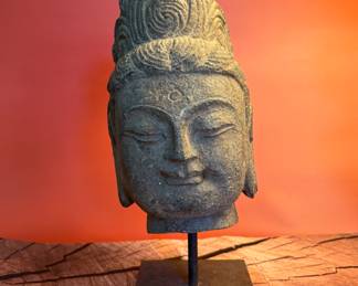 Antique Chinese stone sculpture of Kwan Yin, pre-1700, mounted