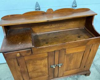 Recessed Basin and Drawer