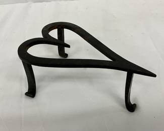 19th Century Iron Heart Trivet, 4.5x7