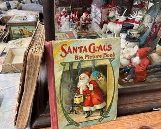 Santa Claus Big Picture Book with Illustrated Cover