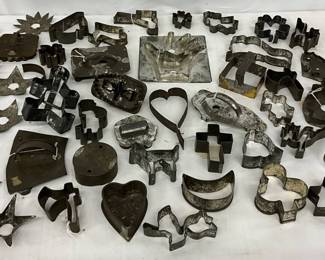 Early 1900s Metal Cookie Cutters, 3 to 6 Inches Wide