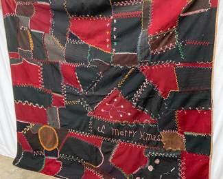 ‘A Merry Xmas’ embroidered among the designs