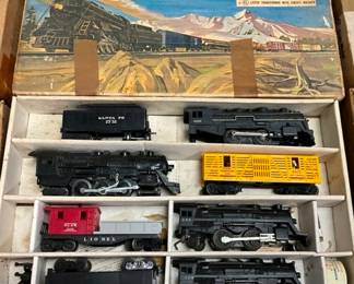 LIONEL ELECTRIC TRAIN SET