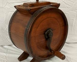 PRIM WOODEN BARREL CHURN
