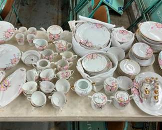 COLLECTION NORITAKE CHINA