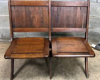 FOLDING THEATER SEATS
