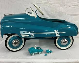 ORIG. EARLY CHAMPION MURRAY PEDAL CAR