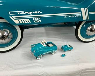 MINI MATCHING PEDAL CARS