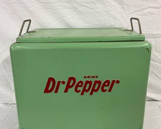 EMB. DR. PEPPER COOLER W/TRAY