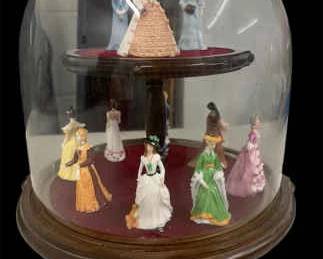Fine Porcelain Figuirines Display