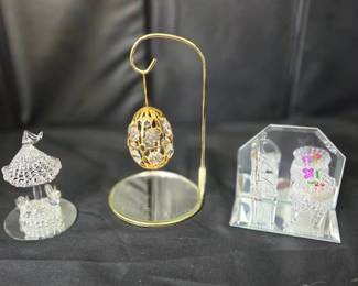 Elegant Glass Figurine Lot