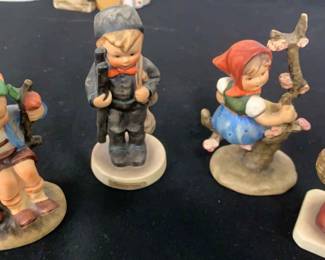 4 Small Vintage Hummel Figurines 