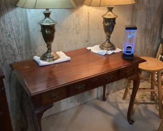 Side table and lamps