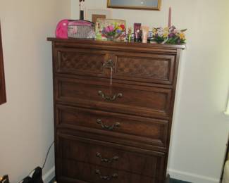 Chest of Drawers