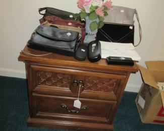 Nigh Stand, Purses