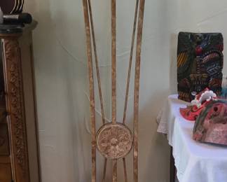Floor lamp