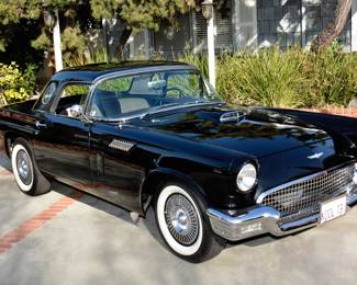 1957 Ford Thunderbird