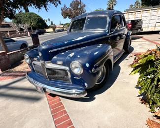 1942 Ford Coupe Deluxe