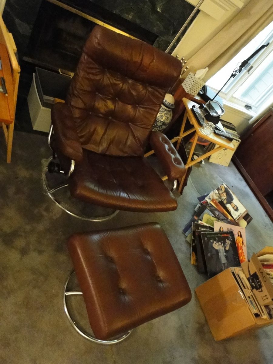 Vintage Ekornes Chair with Ottoman