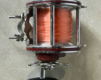 Fishing reel