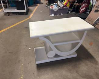 Decorative end table