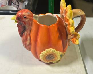 Turkey gravy boat