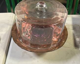 Glass cake dish