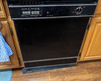 GE dishwasher pot scrubber 2015
$ 150.00