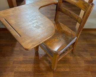 Student Wooden Desk 20”w 26”d 27.5”t
$ 60.00