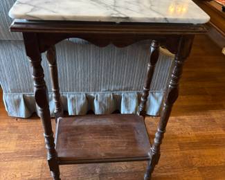 Marble Top end table 12”w 18”d 29”t
$ 185.00