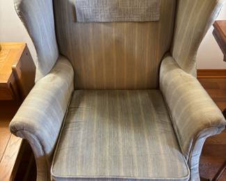 Light Blue arm chair and ottoman 
Chair: 34”w 22”d 40”t Otto: 29”x19”x 13”t $250.00 set