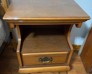 Night stand 20"w 15"d 27"t  $ 60.00