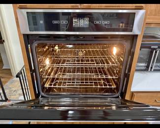 Jenn Air 30” electric wall oven $300.00