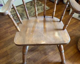 Wood Captains Chair 24.5”w 17”d 29”t
$ 45.00