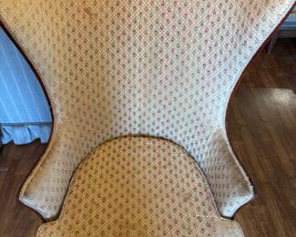 Beige Wingback chair 30.5”w 24”d 44”t
$ 125.00      Needs cleaning in great condition.