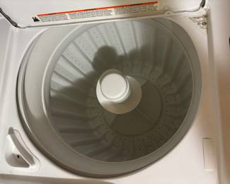 Hotpoint washer 2015. $ 200.00