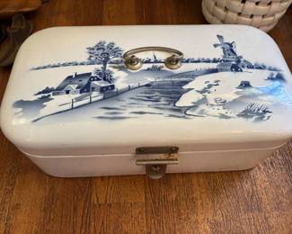 Dutch Enamel Box 18”w 10” d 6.5” t
$ 90.00