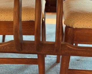 base of table features unique curved supports