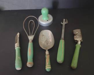 This is just a few of the gadgets I have. Have some red handled ones and more.