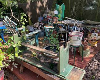LOTS OF GARDEN ITEMS