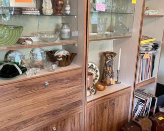 3 SECTION CABINET