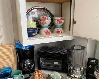 SMALL APPLIANCES