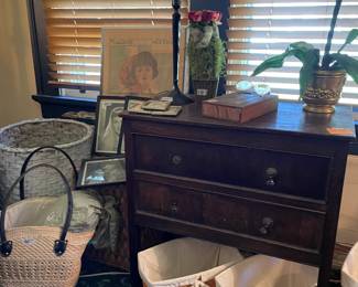 3 DRAWER CHEST