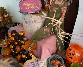 HALLOWEEN DECOR
