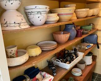 POTTERY BOWLS