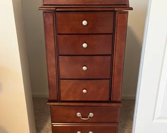 Jewelry cabinet