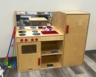 Prekindergarten Room - Beckers Play Kitchen